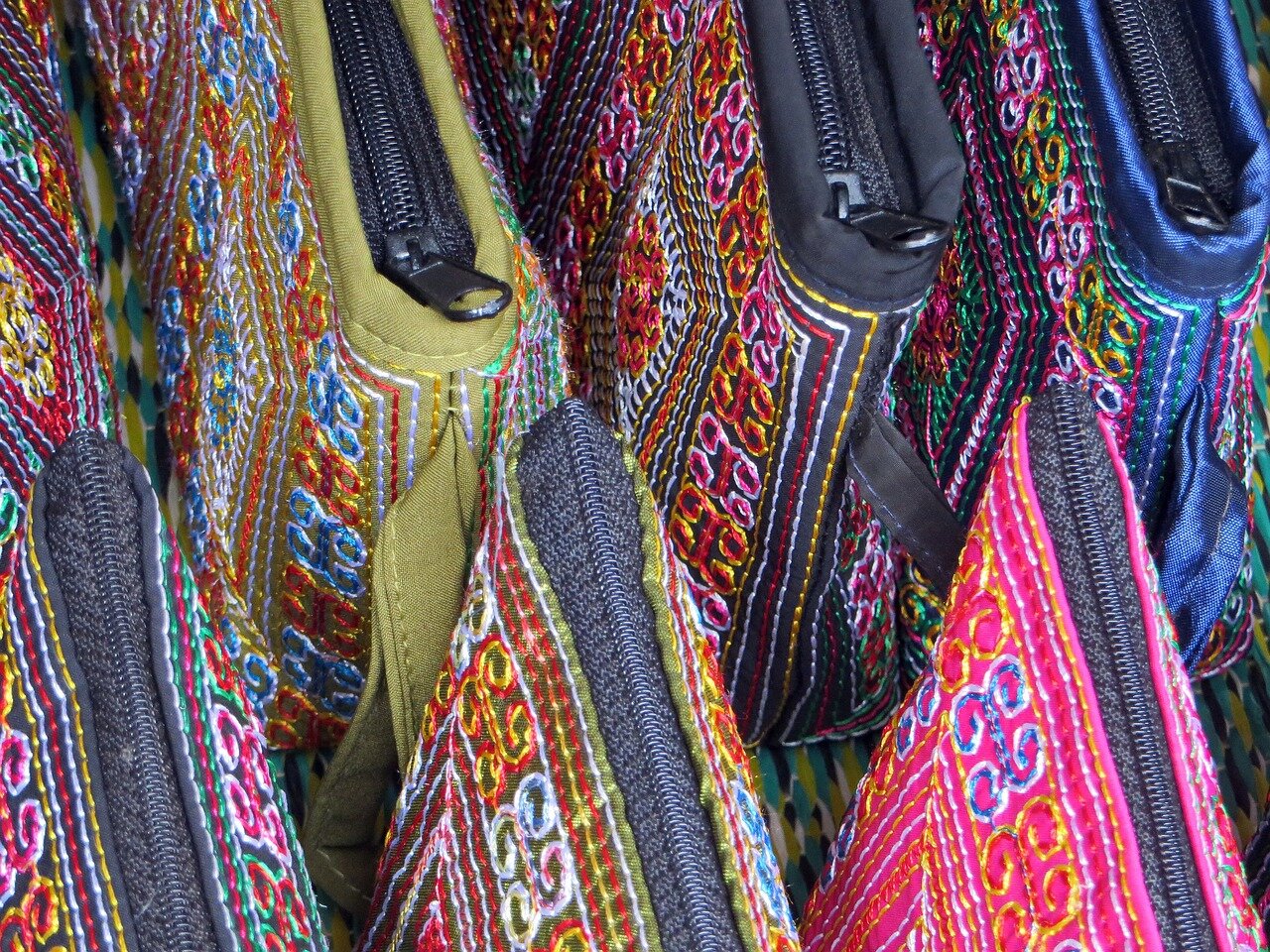 Seize the cultural essence of Laos’s artistry